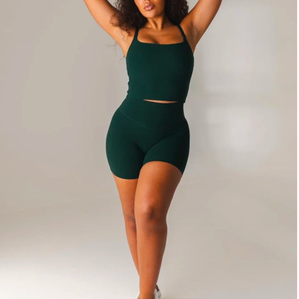 Vitality Cloud II Volley Short - Forest color